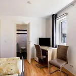 بيت ضيافة Gaestezimmer Gross توبنجن