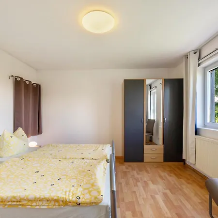 Guest house Gaestezimmer Gross Tuebingen