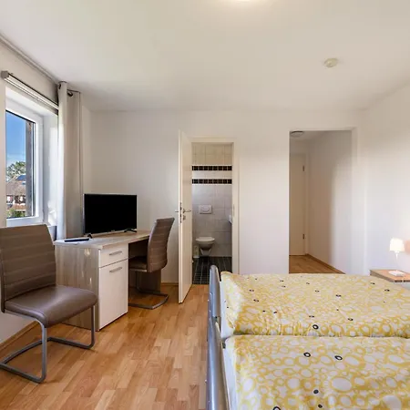 Gaestezimmer Gross 3*