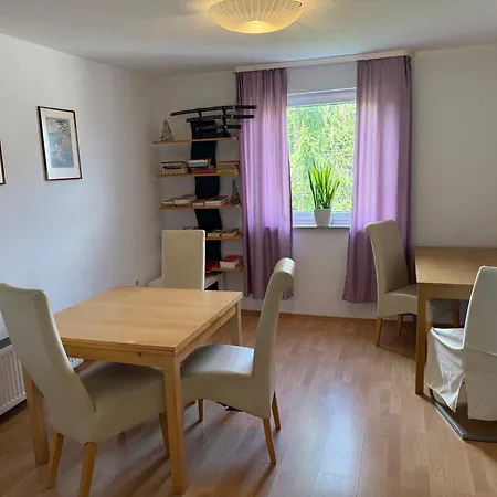 بيت ضيافة Gaestezimmer Gross توبنجن